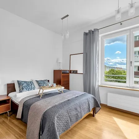 Wola - Old Town Nearby & Parking, Balcony - By Rentujemy Apartamento *